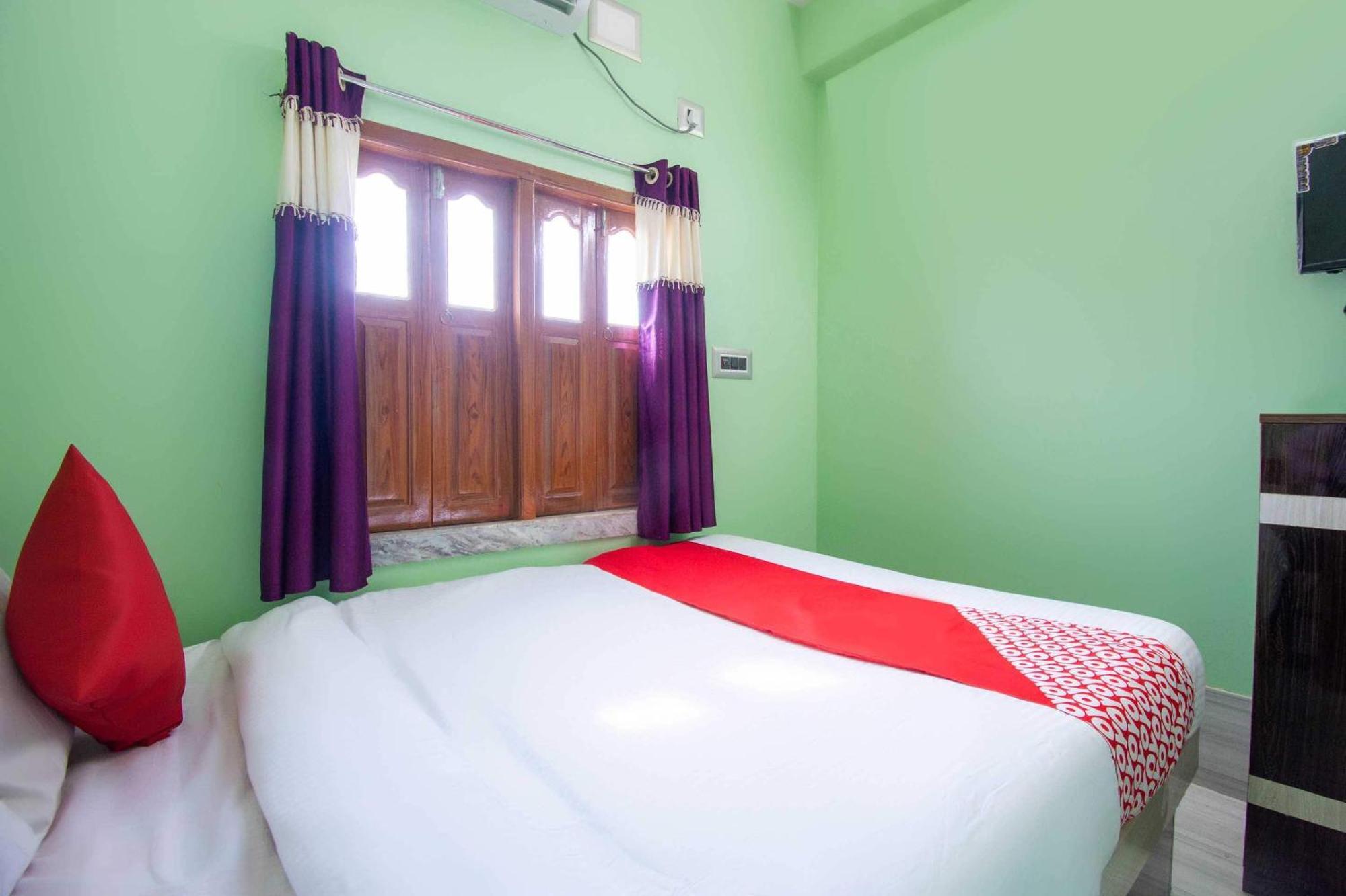 Hotel O Taj International Baharampur Buitenkant foto